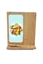 מגן עץ ומתקן לפלפון